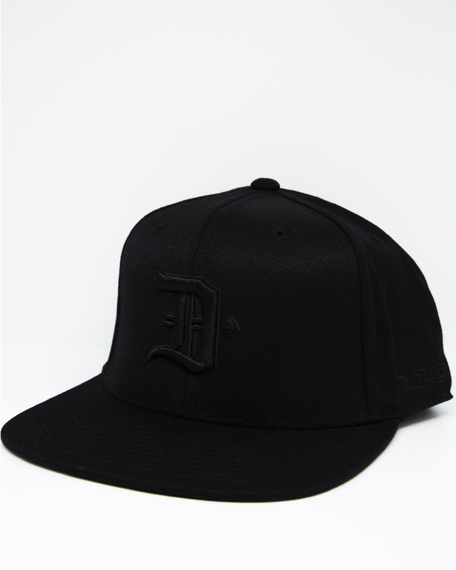 The D.OSE Snapback Cap | Black | D.OSE